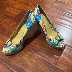 Paisley Nine West wedge peep toes